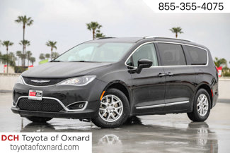 Used 2020 Chrysler Pacifica Touring-L image 1