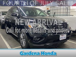 Used 2019 Nissan Pathfinder S image 1