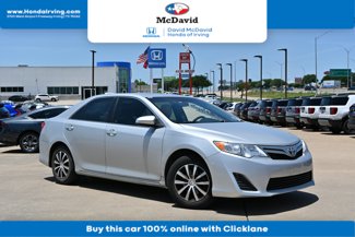 Used 2014 Toyota Camry LE image 1