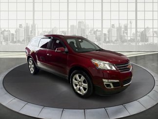 Used 2016 Chevrolet Traverse LT w/ Style and Technology Package image 1