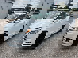 Used 2016 Ford Fusion SE w/ Equipment Group 202A image 1