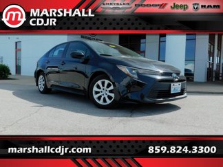 Used 2023 Toyota Corolla LE image 1