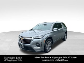 Used 2023 Chevrolet Traverse High Country image 1