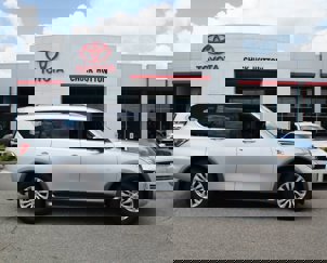 Used 2017 Nissan Armada SV w/ Driver Package image 1