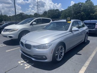 Used 2018 BMW 330i Sedan image 1