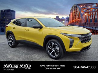 Used 2024 Chevrolet Trax RS w/ Sunroof Package image 1