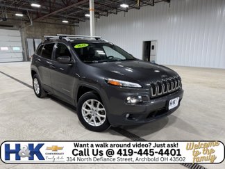 Used 2016 Jeep Cherokee Latitude w/ Cold Weather Group image 1