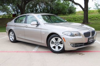Used 2011 BMW 528i Sedan image 1