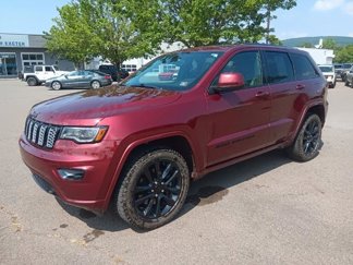 Used 2022 Jeep Grand Cherokee Laredo X image 1