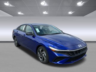 New 2025 Hyundai Elantra Sport image 1