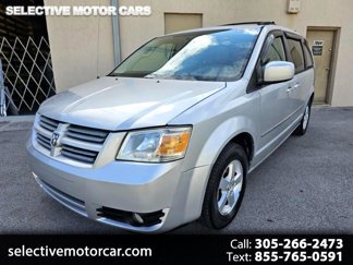 Used 2010 Dodge Grand Caravan SXT image 1