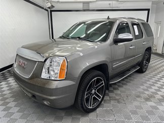 Used 2012 GMC Yukon Denali image 1