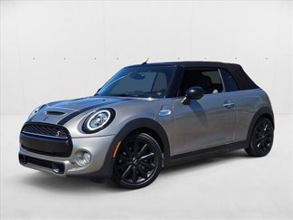 Used 2019 MINI Cooper S w/ Premium Package image 1