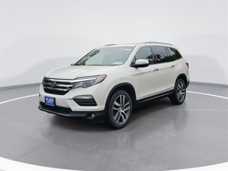 Used 2017 Honda Pilot Elite image 1