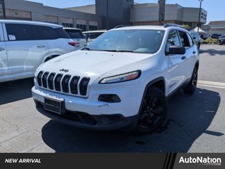 Used 2016 Jeep Cherokee Sport image 1