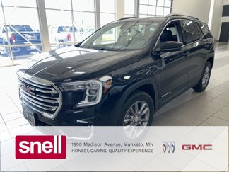Used 2022 GMC Terrain SLT w/ Infotainment Package II image 1