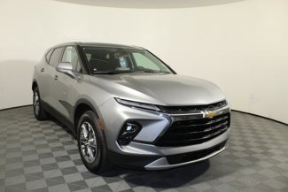 Used 2023 Chevrolet Blazer LT image 1