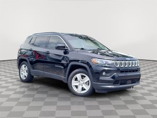 Used 2022 Jeep Compass Latitude image 1