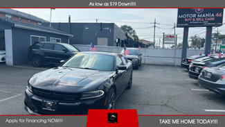 Used 2019 Dodge Charger SXT w/ Blacktop Package image 1