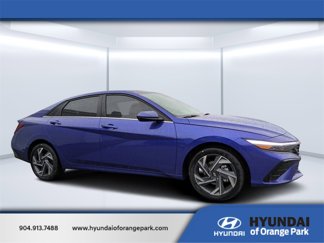 New 2025 Hyundai Elantra SEL image 1