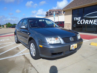 Used 2004 Volkswagen Jetta GLS image 1