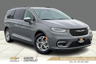 Used 2022 Chrysler Pacifica Limited image 1