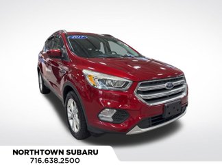 Used 2017 Ford Escape SE w/ Equipment Group 201A image 1
