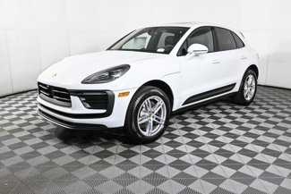 Certified 2025 Porsche Macan video 1