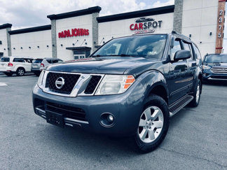 Used 2012 Nissan Pathfinder SV image 1