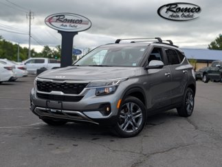 Used 2023 Kia Seltos S image 1