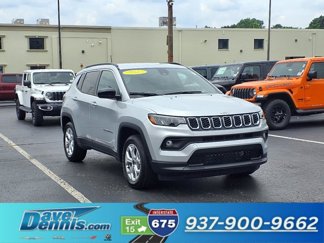 New 2025 Jeep Compass Latitude image 1
