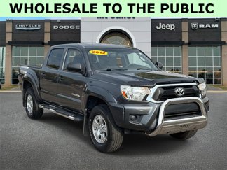 Used 2012 Toyota Tacoma PreRunner image 1