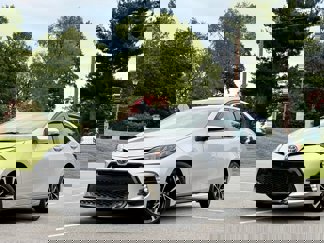 Used 2019 Toyota Corolla SE image 1