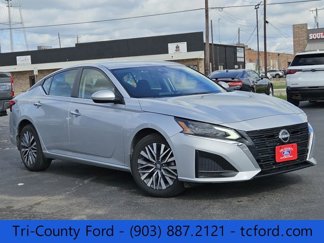 Used 2023 Nissan Altima 2.5 SV image 1