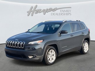 Used 2018 Jeep Cherokee Latitude Plus w/ Comfort/Convenience Group image 1