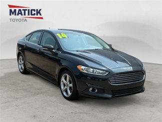 Used 2014 Ford Fusion SE image 1
