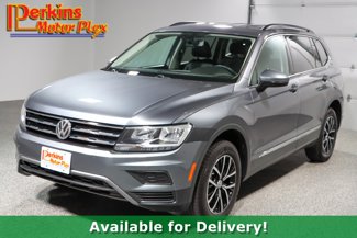 Used 2021 Volkswagen Tiguan SE image 1