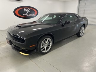 Used 2022 Dodge Challenger GT image 1