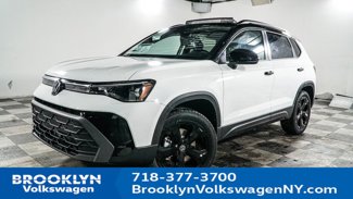 New 2025 Volkswagen Taos SE image 1