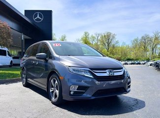 Used 2020 Honda Odyssey Touring image 1