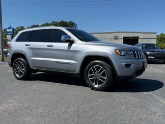Used 2019 Jeep Grand Cherokee Limited image 1