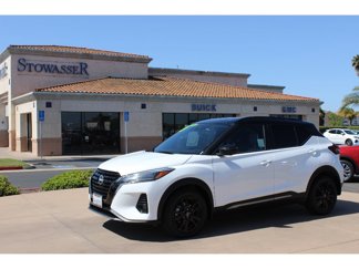 Used 2023 Nissan Kicks SR w/ SR Premium Package image 1