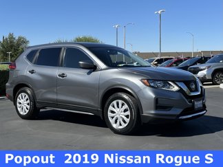 Used 2019 Nissan Rogue S image 1