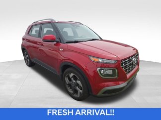 Used 2022 Hyundai Venue SEL image 1