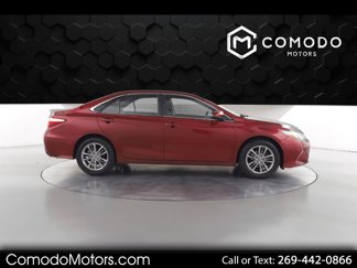 Used 2015 Toyota Camry SE image 1