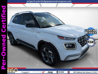 Used 2022 Hyundai Venue Limited image 1