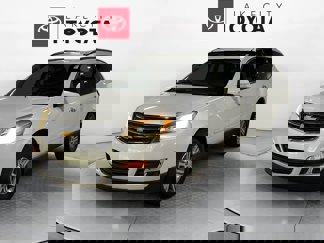 Used 2015 Chevrolet Traverse LT image 1