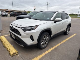 Used 2022 Toyota RAV4 Limited image 1