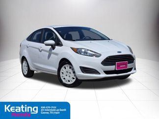 Used 2017 Ford Fiesta S image 1