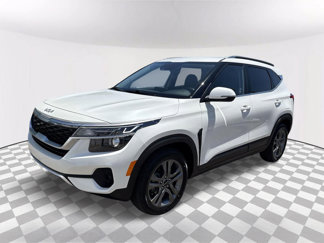 Used 2023 Kia Seltos S w/ Navigation Package image 1